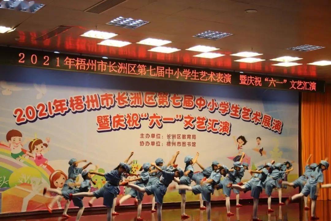 逃离宽敞的健身房
